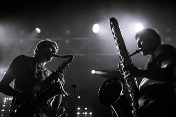 Moon Hooch en concert a l'aghja Moon Hooch en concert a l'aghja